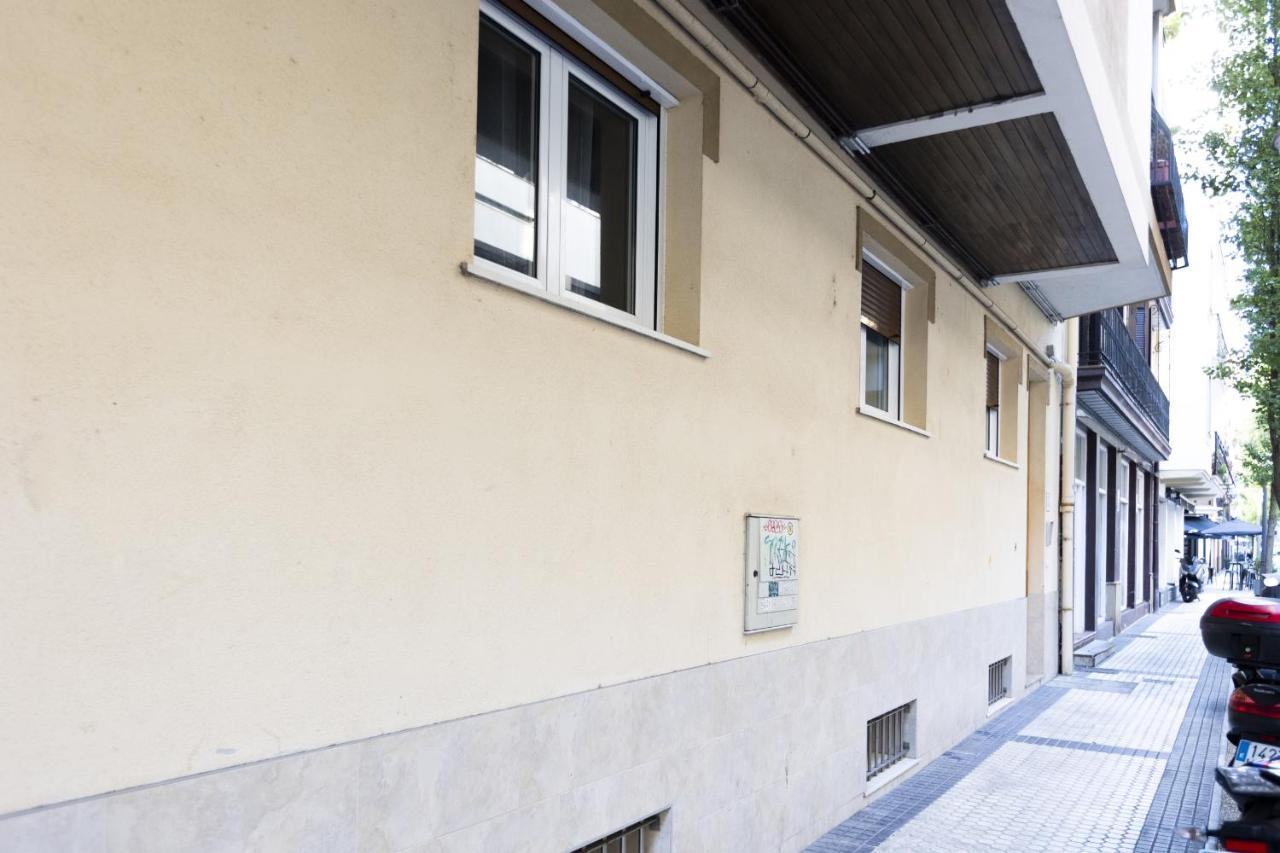 Arrola By Smiling Rentals Hondarribia Bagian luar foto